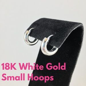 18K White Gold Hoop Earrings